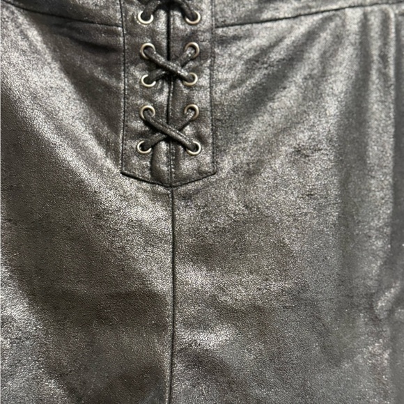 New Faux Leather Black Shorts. Size Small - Picture 6 of 6
